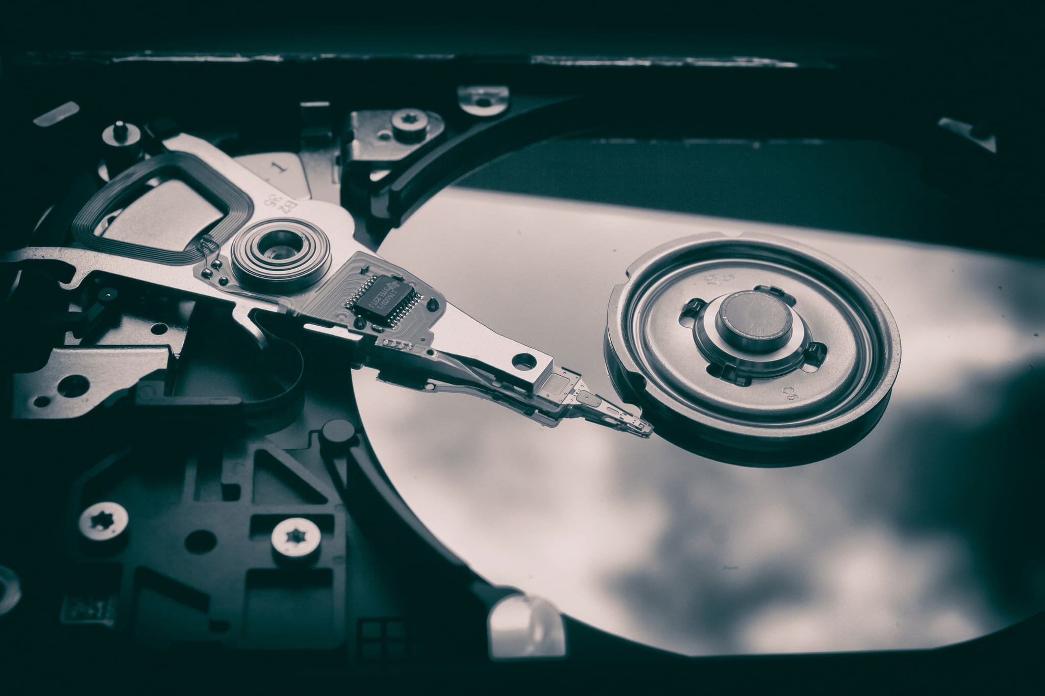 Datenrettung: Wie man verlorene Daten bei beschädigten Festplatten wiederherstellt