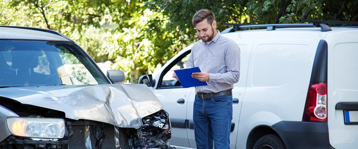Auto mit Motorschaden verkaufen ohne Risiko – Schneller Vertragsabschluss