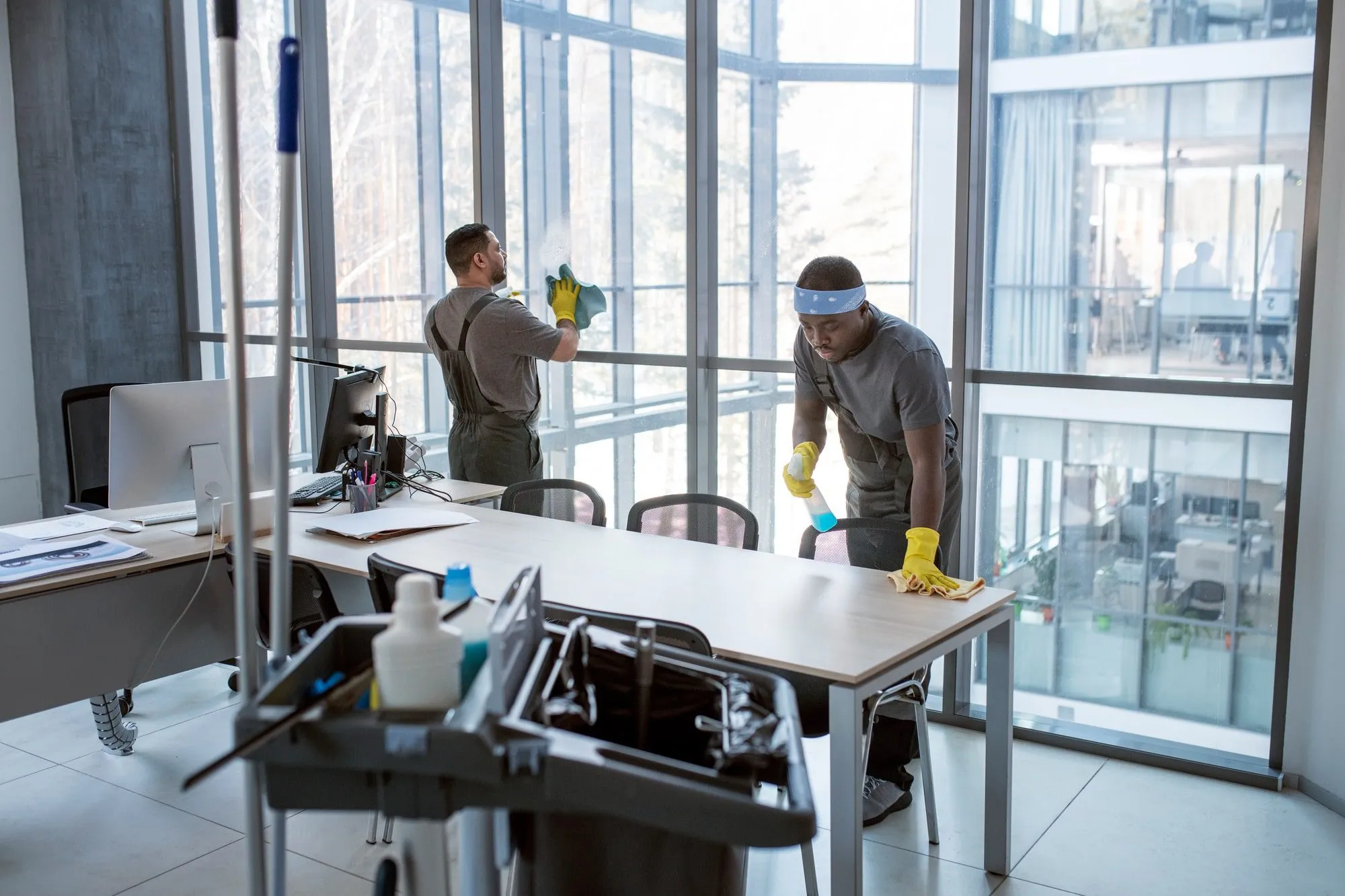 DISE Cleaning – Ihr Profi für Unterhaltsreinigung und Gebäudepflege